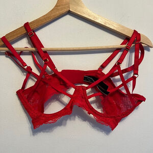 Women's Victoria's Secret Red Bra L/G/85